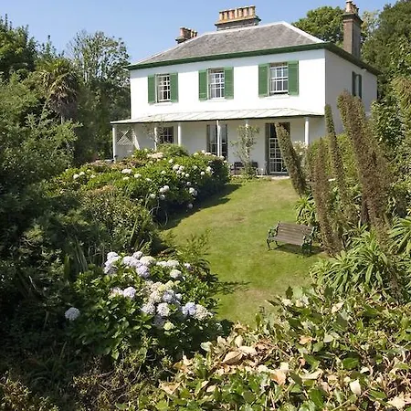 Millbrook House Hotel 2*